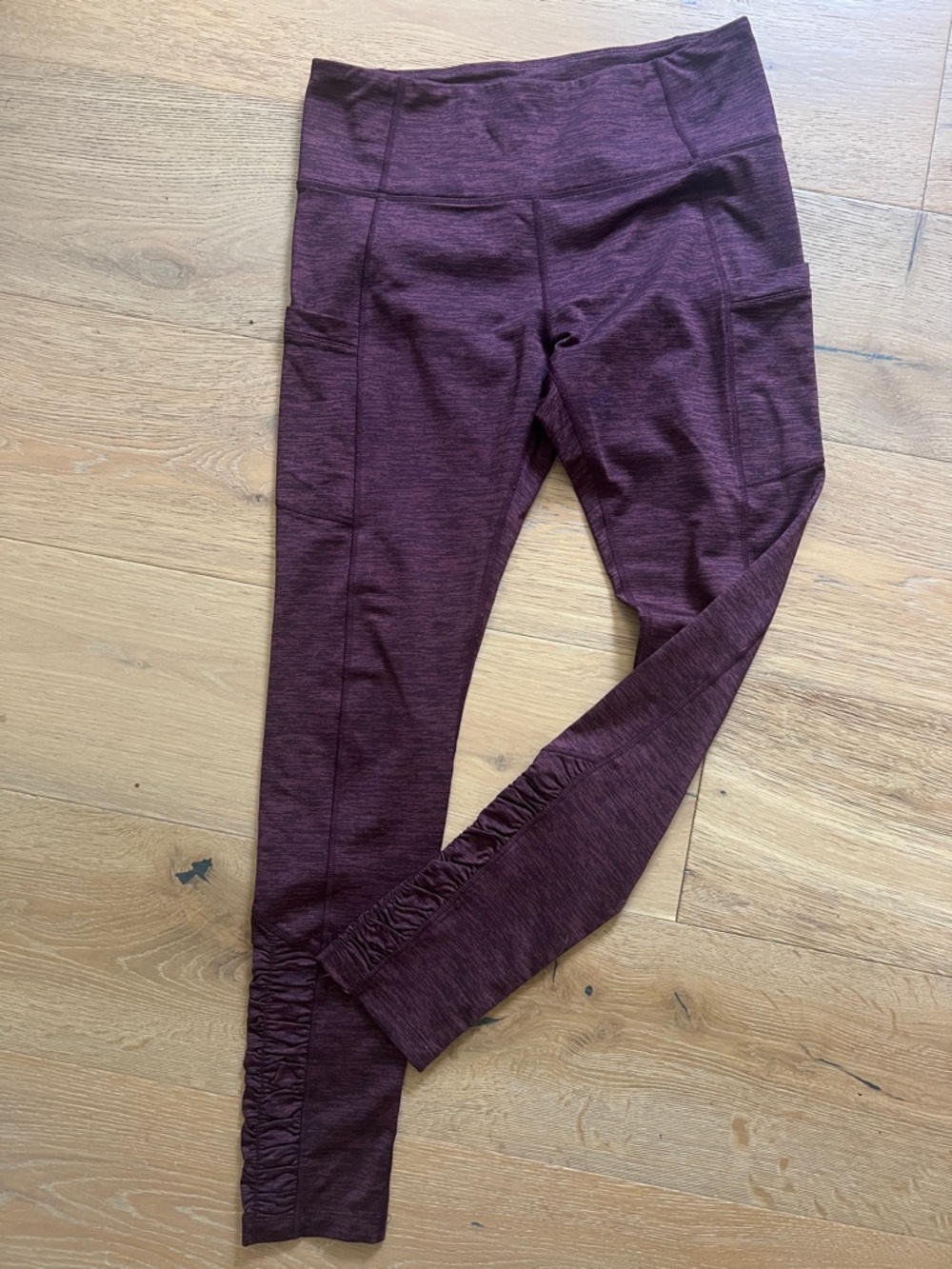 Women’s High-Waist Plum Active Leggings with Side Pockets